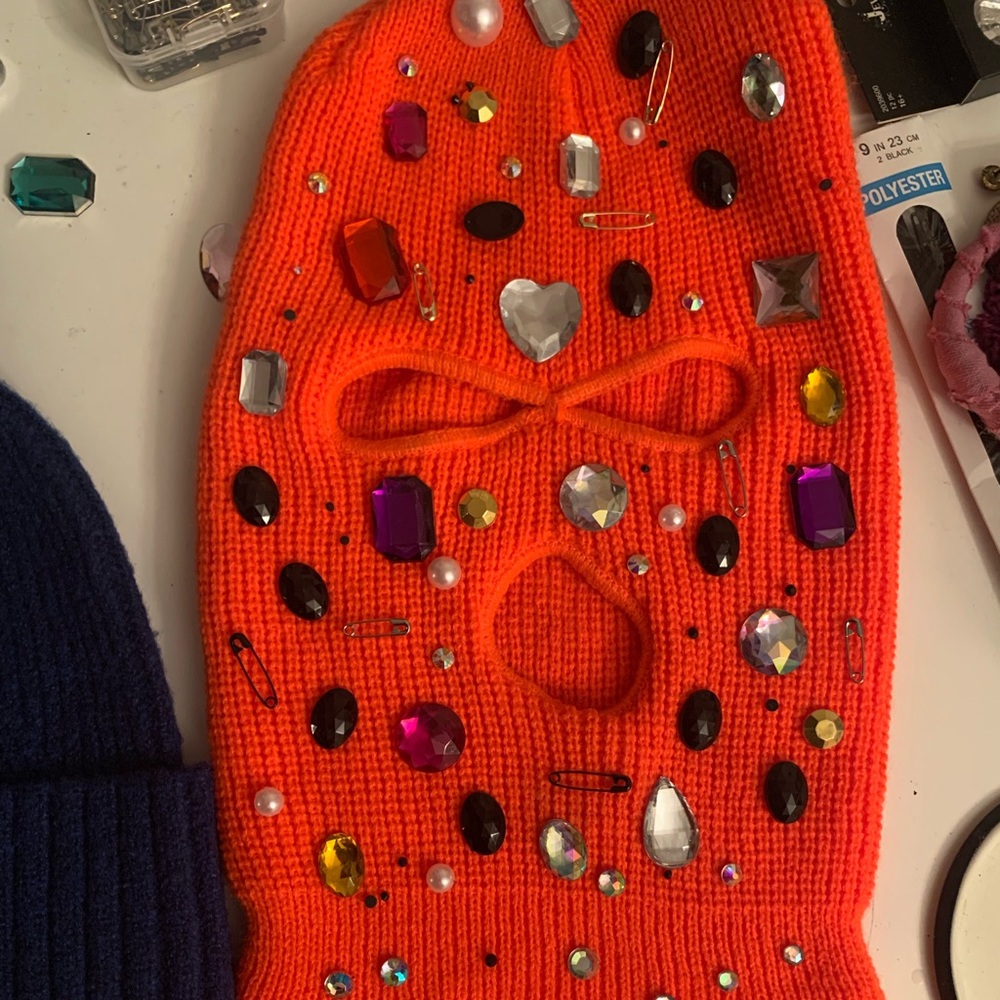 Dazzle  them! Fly face mask